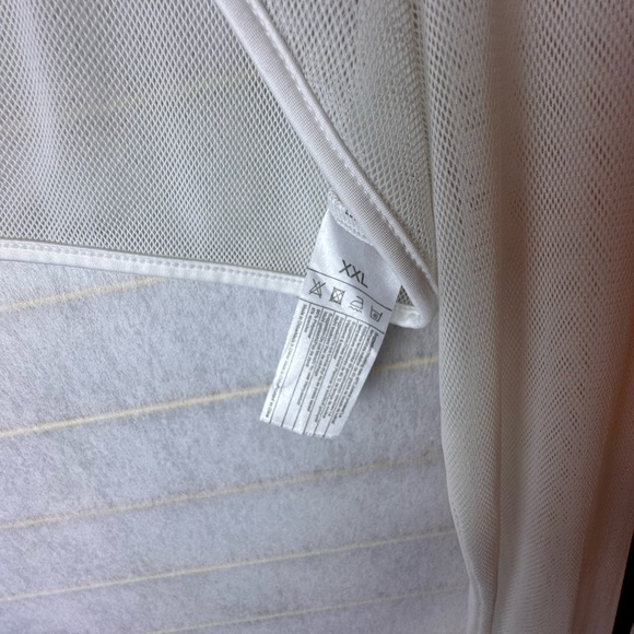 White Long Sleeve Cropped Net Top Athletic or Club Wear Size XXL - Picture 2 of 4